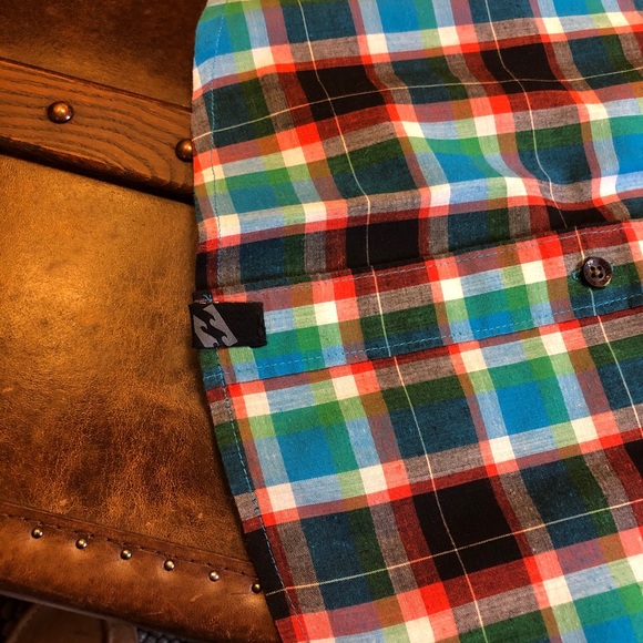 Billabong plaid button up - Picture 6 of 6